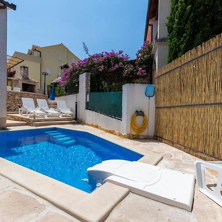 Apartments Listes Milna  Exterior photo